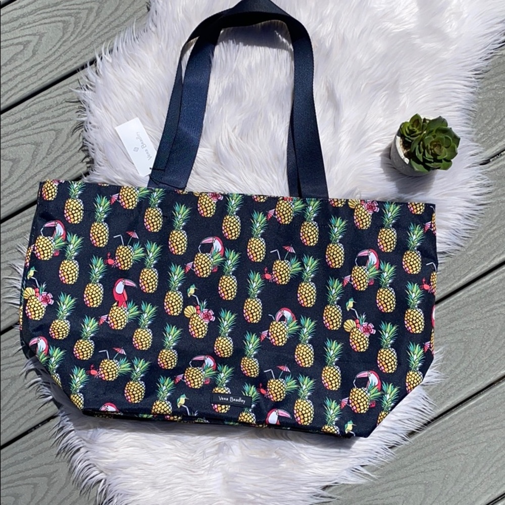 Vera Bradley toucan party large beach tote